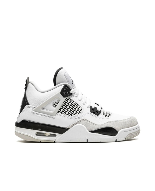 Air Jordan 4 Retro  "Military Black".
